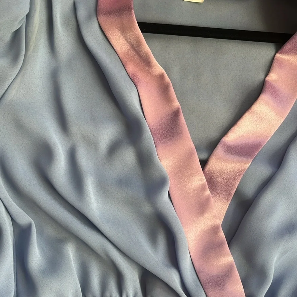 Vintage Union Made Darcy Periwinkle Pink 70s Flowy V-Neck Dress Size 13/14